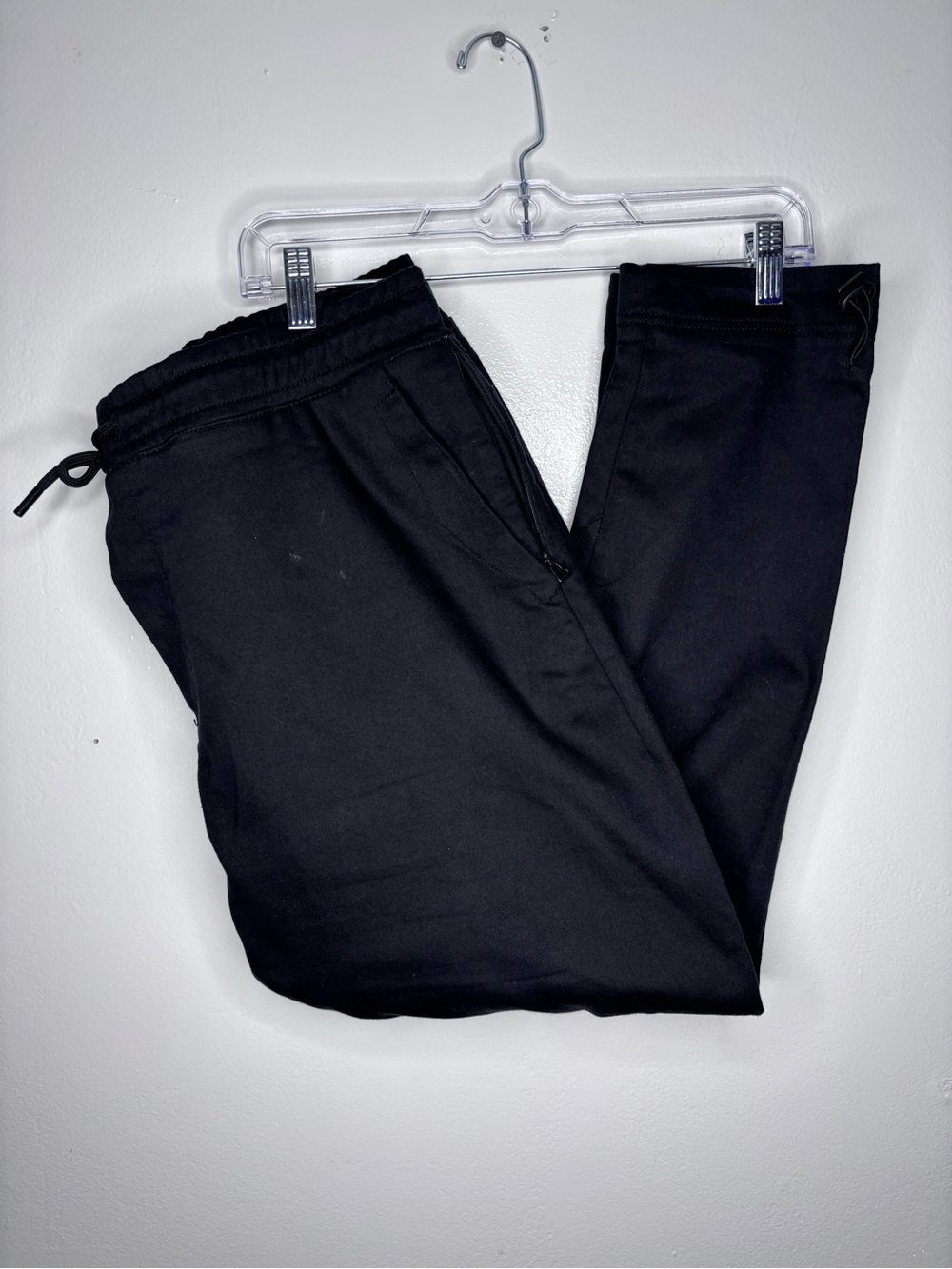 Zara Men’s Straight Pants